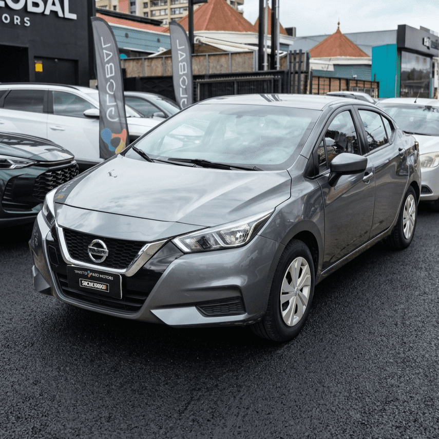 Nissan Versa