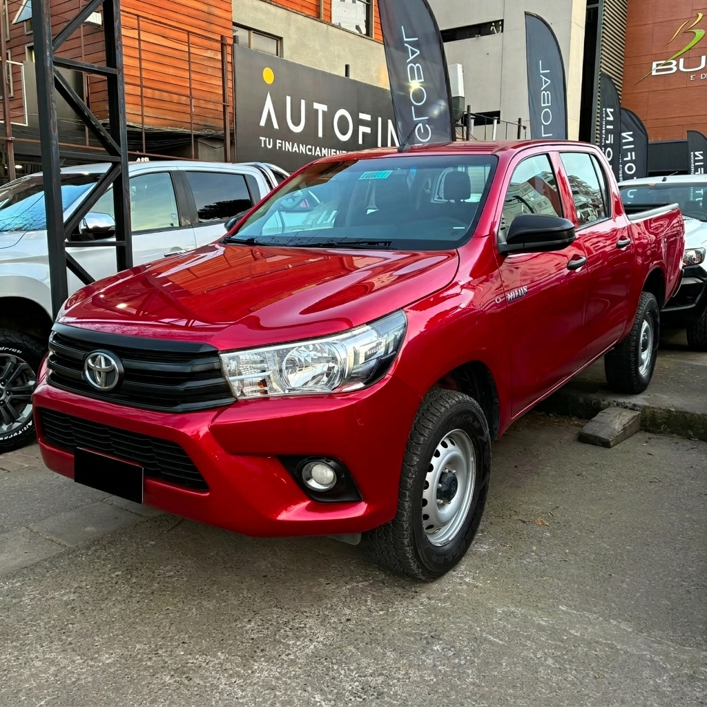 Toyota Hilux — foto 1 de 1